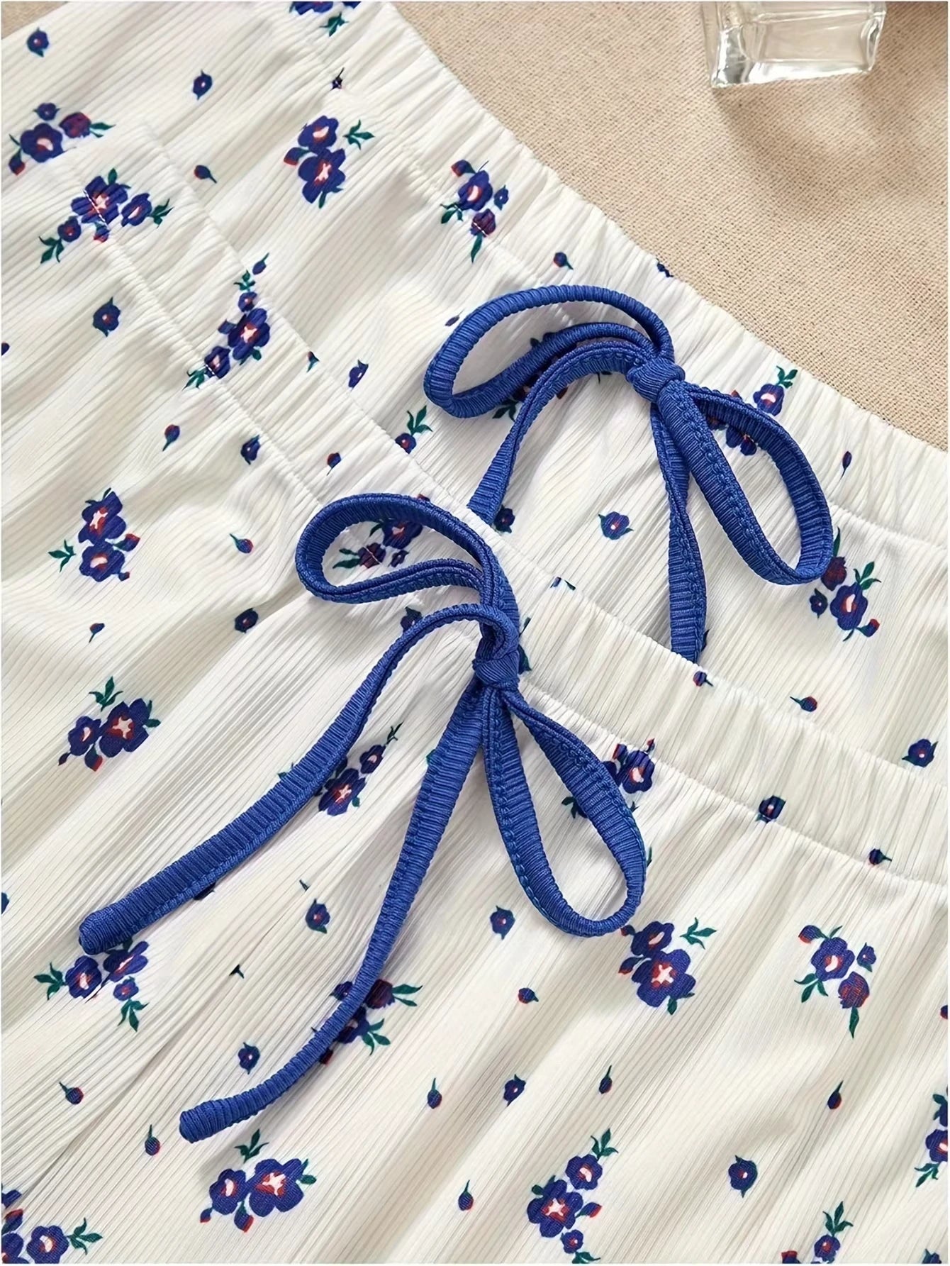 New Womens Pajama Set - Lace V-Neck Camisole Top & Floral Printed Shorts for Summer Sleepwear Loungewear 2PCS - Urban Heaven Co