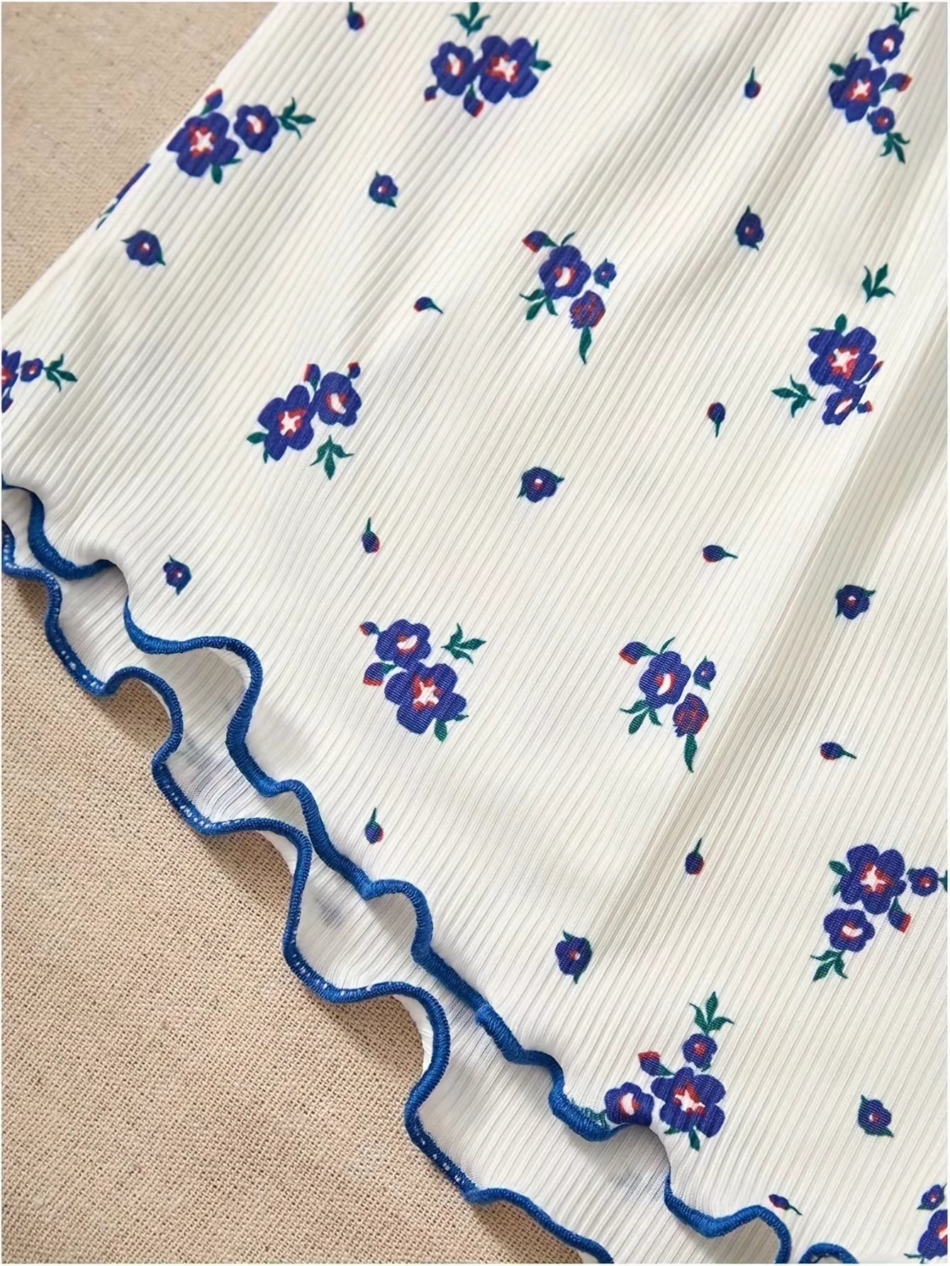 New Womens Pajama Set - Lace V-Neck Camisole Top & Floral Printed Shorts for Summer Sleepwear Loungewear 2PCS - Urban Heaven Co