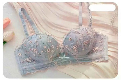 Small Breasts Women&