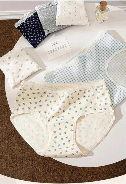 3 Pcs Set Autumn Lace Panties Set for Women - Floral Intimate Underwear - Trendy Patchwork Lace Briefs - Soft Lingerie for Females - Urban Heaven Co