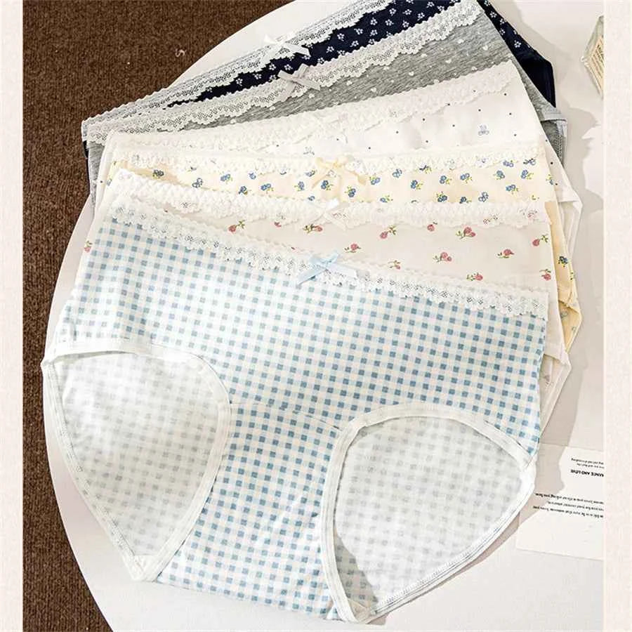 3 Pcs Set Autumn Lace Panties Set for Women - Floral Intimate Underwear - Trendy Patchwork Lace Briefs - Soft Lingerie for Females - Urban Heaven Co