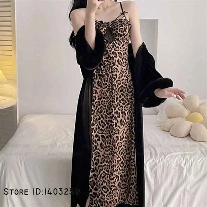 Sexy Velvet Hollow Lace Twinset Robe Set Female Long Nightgown Lingerie Elegant Kimono Bathrobe Gown Loose Sleepwear